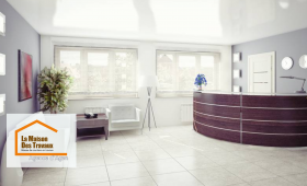 Un cabinet médical lumineux, moderne et pensé pour le confort des patients.