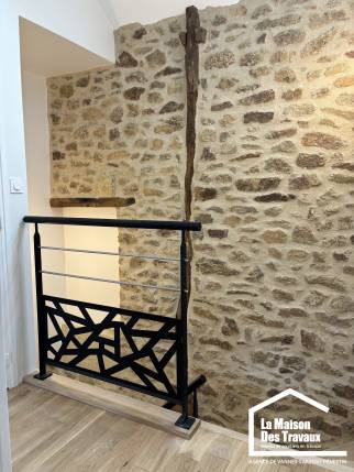 escalier moderne bois salon