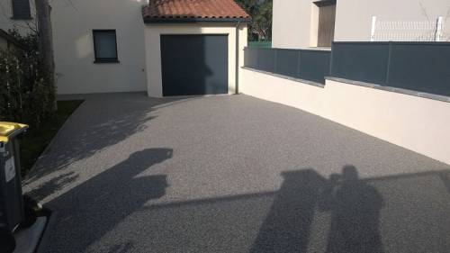 création d'une allée en enrobé drainant