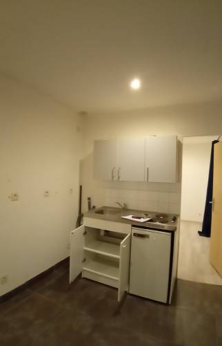 Rénovation T1 Aix-Les-Bains cuisine avant 1