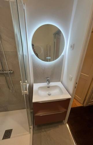 Rénovation d’une petite salle de bain à Paris 8ème – (2ème partie)