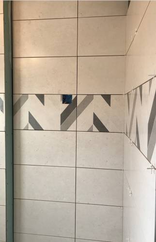 pose du carrelage SDB à Chamalières