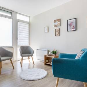 Cabinet paramédical chaleureux à Trélazé avec déco scandinave – Mélissa Damianthe