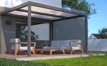 Pergola bioclimatique store latéral sur terrasse en béton imprimé décor bois - Magny-en-Vexin -95420-