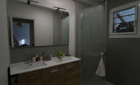 Salle de bain rénovée par La Maison Des Travaux Bruz à Chartres-de-Bretagne