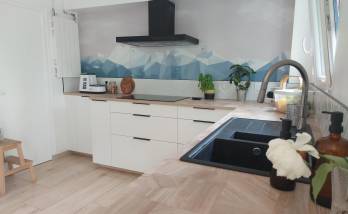 La paier peint motif géométrique montagne pastel : la vraie touche d'originalité