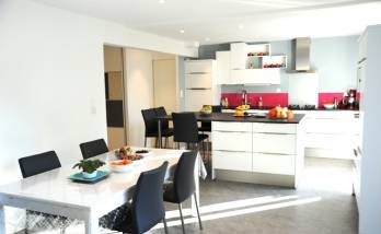 Pose d'une nouvelle cuisine équipée dans une maison rénovée - Montauban 82