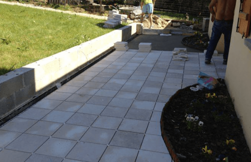 Création d’une terrasse carrelée