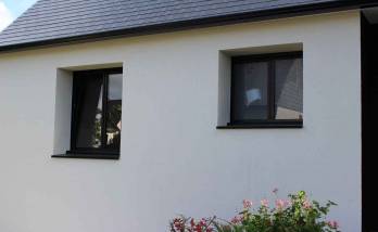 COSNE SUR LOIRE Centre : Menuiseries changées sur l'ensemble de la maison.