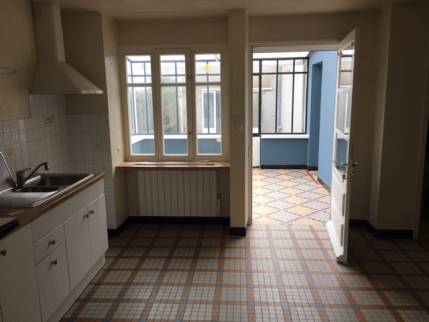 Fenêtre de la cuisine avant travaux de rénovation - Nantes 44