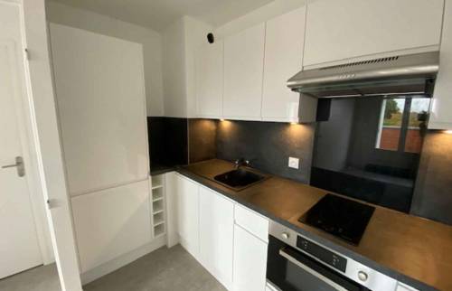 Installation d'un plan de travail à Trouville