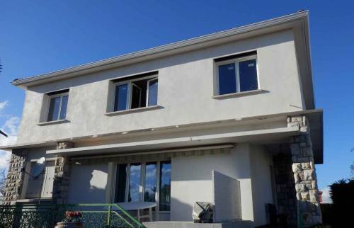 Maison après ravalement et nouvelles fenetres