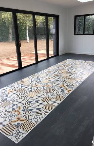carrelage et parquet moderne dans extension vue sur jardin