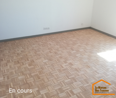Parquet bois brut avant poncage