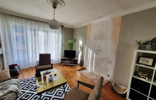 Dépose de la cheminée : Préparation pour l'installation d'un poêle à granulés et rénovation thermique