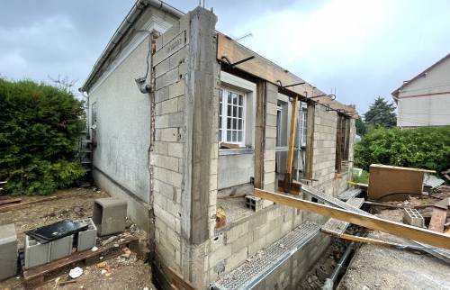 Surélévation et extension d'une maison à Neuilly-sur-Marne 