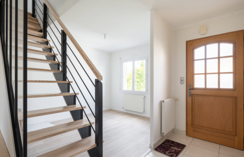 Création et installation d'un escalier en bois à Bouguenais