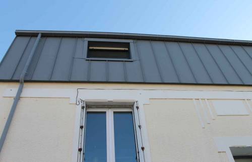 Surélévation de la maison en bardage zinc à Nantes (44)