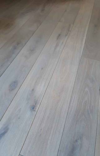Pose de parquet massif à Guebwiller