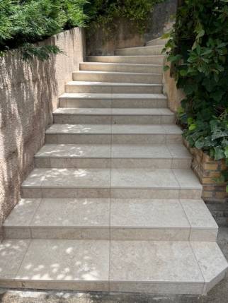 Rénovation d’un escalier extérieur (69340 FRANCHEVILLE)