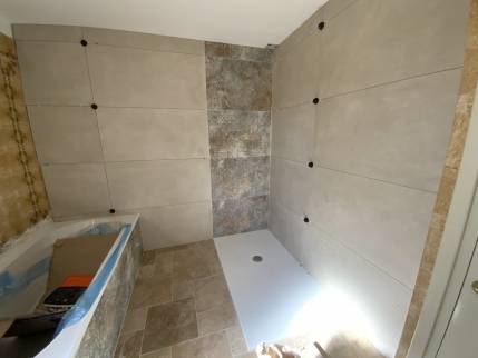 pose du carrelage de la douche