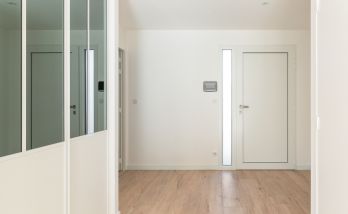 Pose de verrières pour délimiter les pièces dans une habitation à Vertou