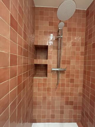 Colonne thermostatique et niches sur mesure