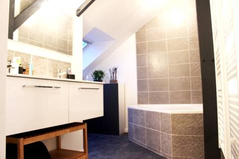  rénovation de salle de bains dans des combles