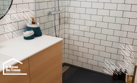 Transformation d'une Salle de Bain à Miramont-de-Guyenne : Quand le Moderne Rencontre le Rétro