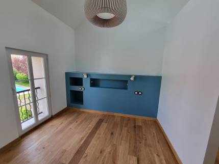 Création d'une suite parentale dans le grenier avec chambre et tête de lit - Bouc-Bel-Air 13