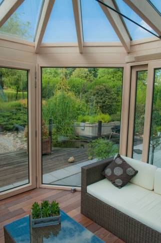 Montage d'une véranda style kiosque