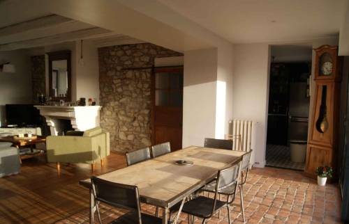 Salle à manger sur tomette