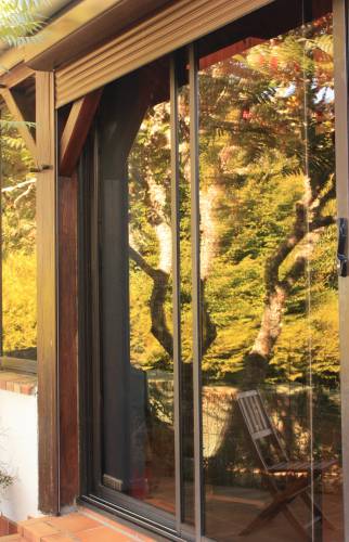 Nouveaux vitrages porte-genêtres coulissantes extension à Montceaux-Lès-Meaux  (77300)