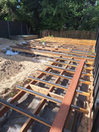 Travaux de pose de terrasse sur terrain sablonneux - Pornic 44210