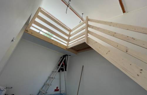 Rénovation escalier pin brut Pessac