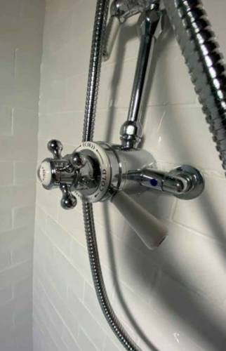 Robinet, douche métro La Maison des Travaux Rouen