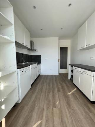 Remplacement d'une cuisine dans un appartement situé à Chambéry