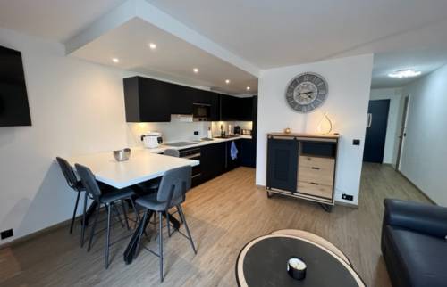 La cuisine depuis le séjour