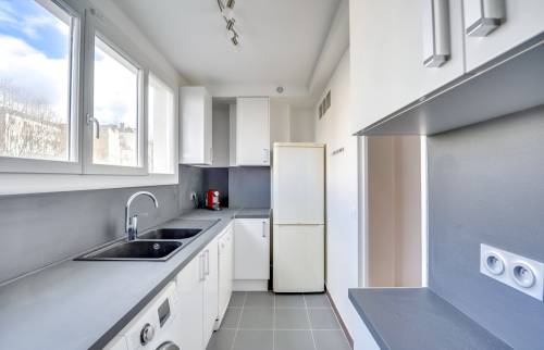 point eau dans la cuisine à Clamart