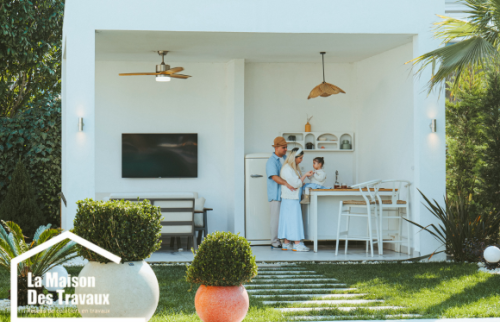 Ensemble extérieur pool house pour petit espace