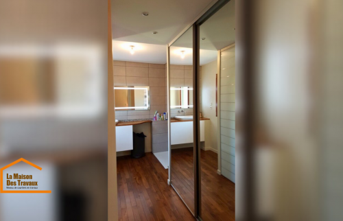 Projet de rénovation de salle de bain : élégance et praticité à Tonneins