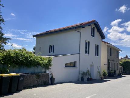 Saint Didier au Mont D'Or (69370) : isolation de la toiture en sarking et réfection complete de la couverture