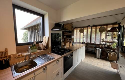 La nouvelle fenêtre dans la cuisine