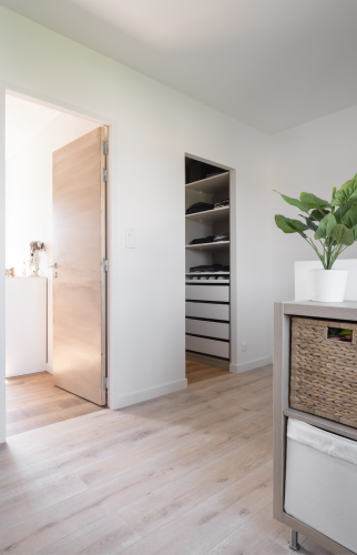 Surélévation d'une maison en ossature bois de 30 m² aux Sorinières - couloir