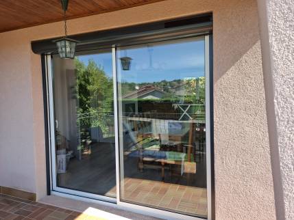  Rénovation énergétique de maison avec remplacement de baie vitrée coulissante - Lagnieu 01150