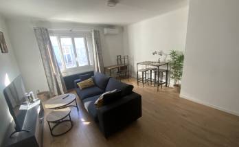 Salon appartement locatif rénové La Maison Des Travaux Ales