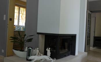 Rénovation contemporaine d'une cheminée, maison à Neuville sur Saône