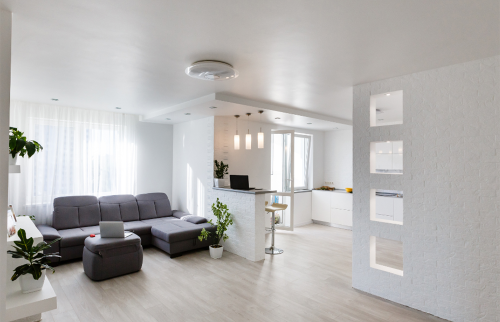 Rénovation du séjour de cette maison à Dolomieu