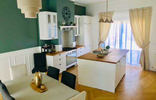 Une cuisine rétro chic au chesnay