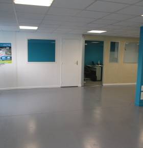 Rénovation d'un local professionnel par l'agence de Joué-lès-Tours